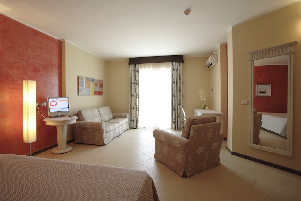 Janus Hotel 46/69