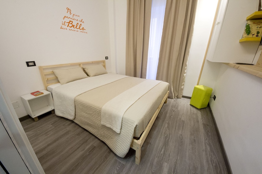 1 BEDROOM, STANDARD, DOUBLE OR TWIN BED, CITY VIEW, BALCONY