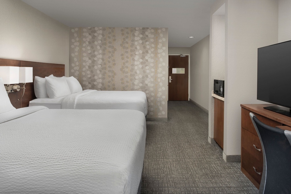 Courtyard By Marriott Chico 22/66