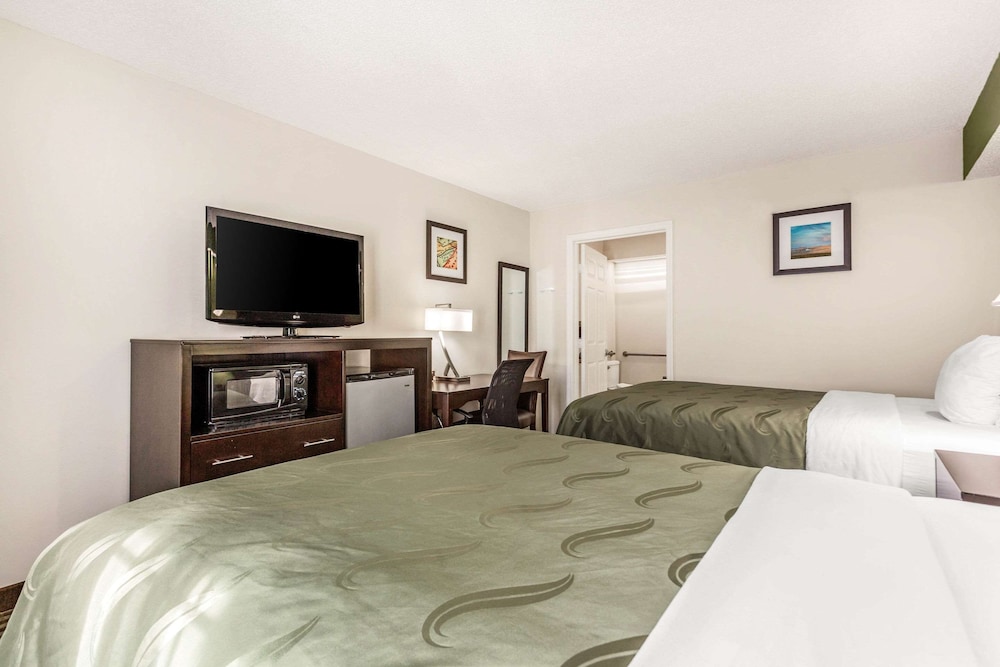 Quality Inn Lancaster SC 11/27