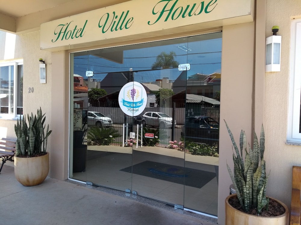 HOTEL VILLE HOUSE PREMIUM 35/42