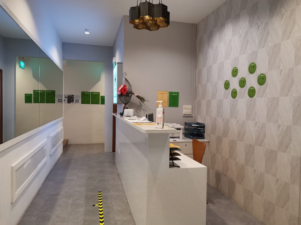 Q Loft Hotels @Bedok 4/32