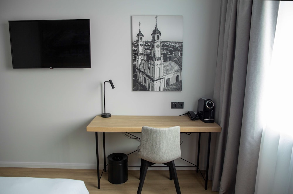 Park Inn by Radisson Vilnius Airport Hotel & Conference Centre 60/72