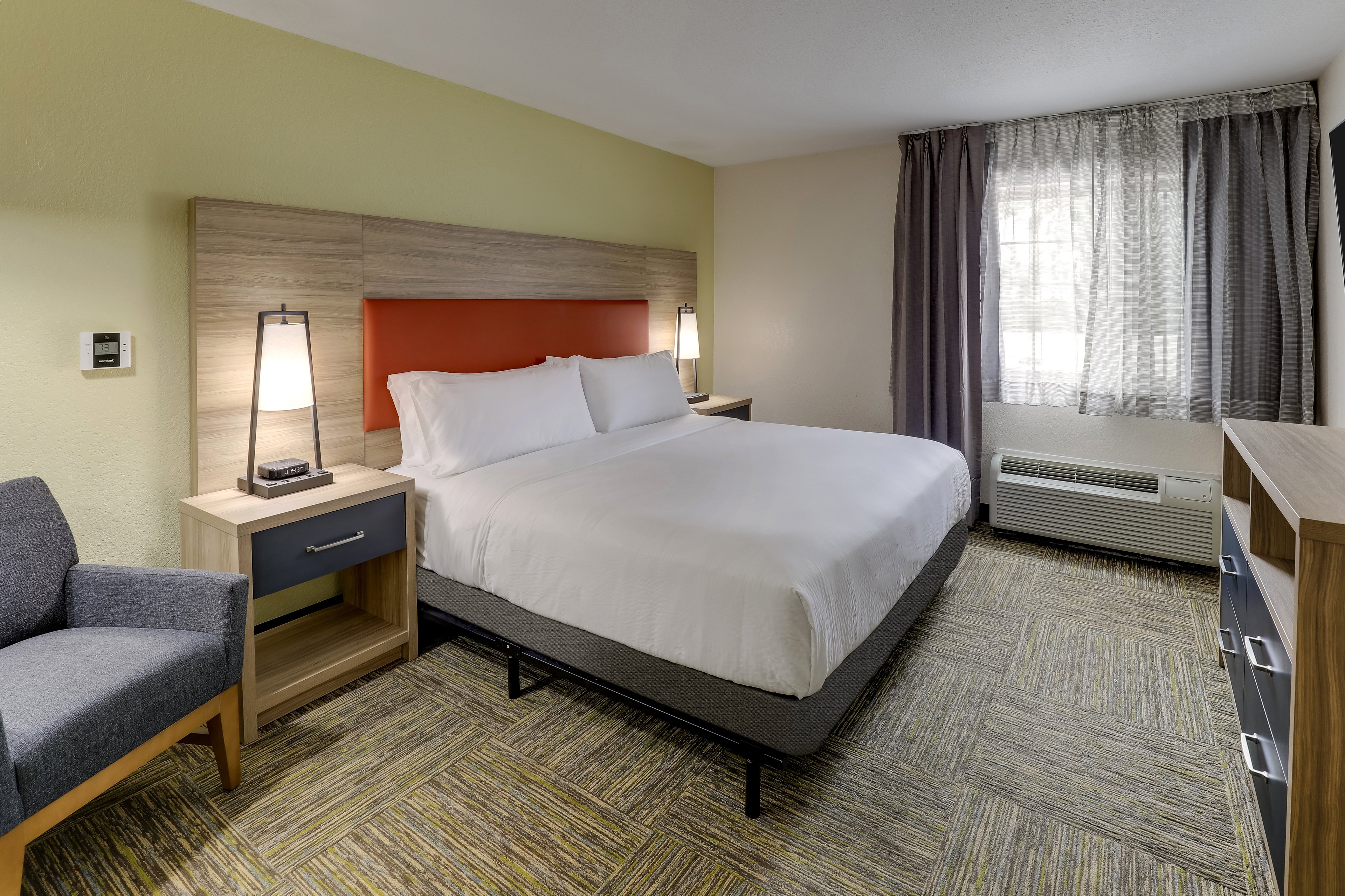 1 Bedroom, Suite, Queen Bed