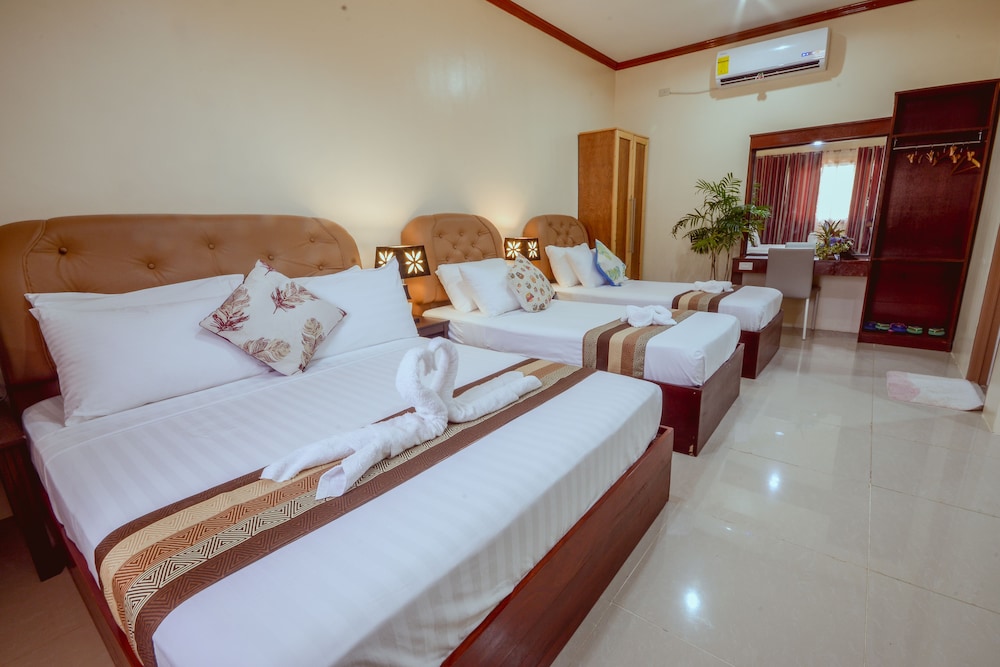 Rema Tourist Inn 12/37