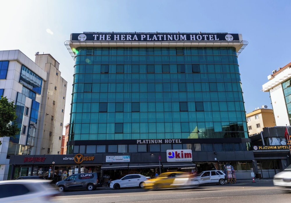 The Hera Platinum Hotel 6/50