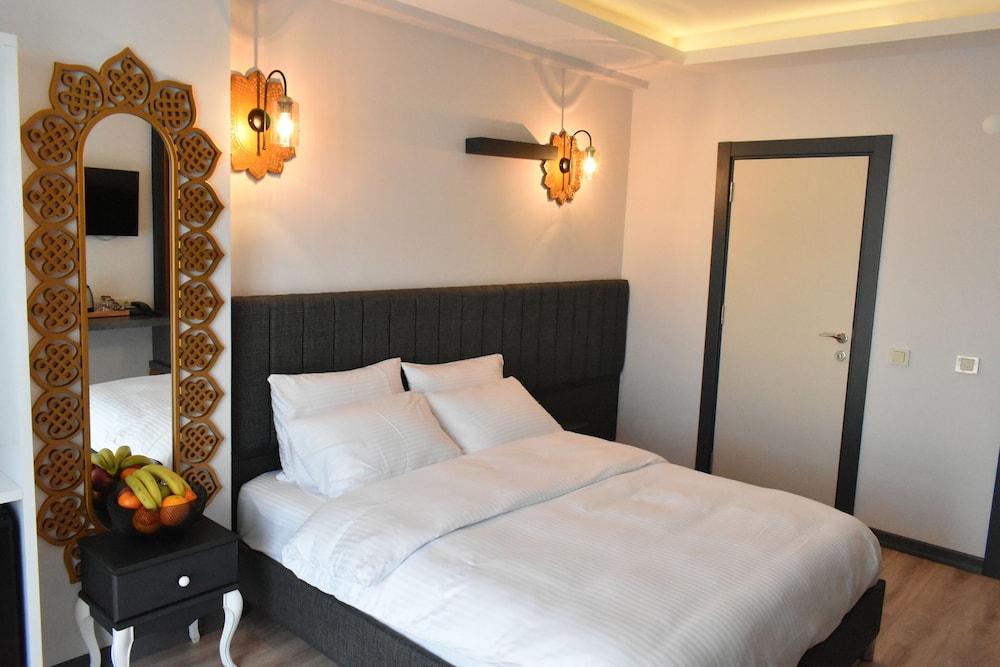 Avcilar Garden Hotel 16/48