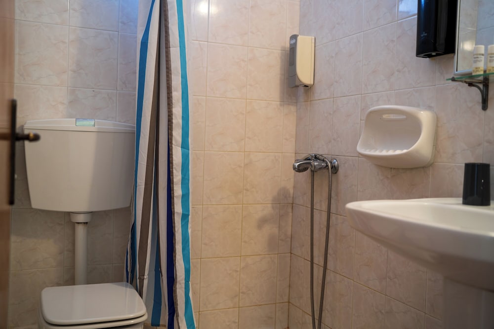 Dimitra Hotel & Apartments by Omilos Hotels 47/48