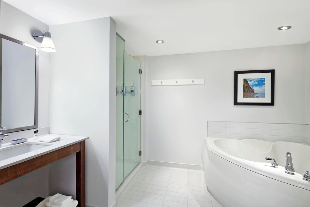 1 Bedroom, Suite, 2 Queen Beds, Sofa