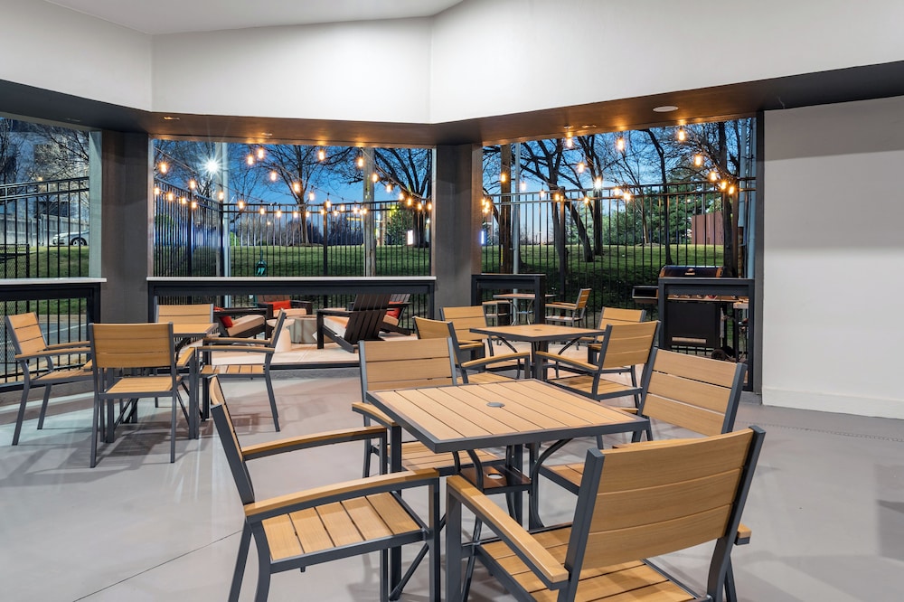 Hyatt Place Oklahoma City - Northwest 26/43