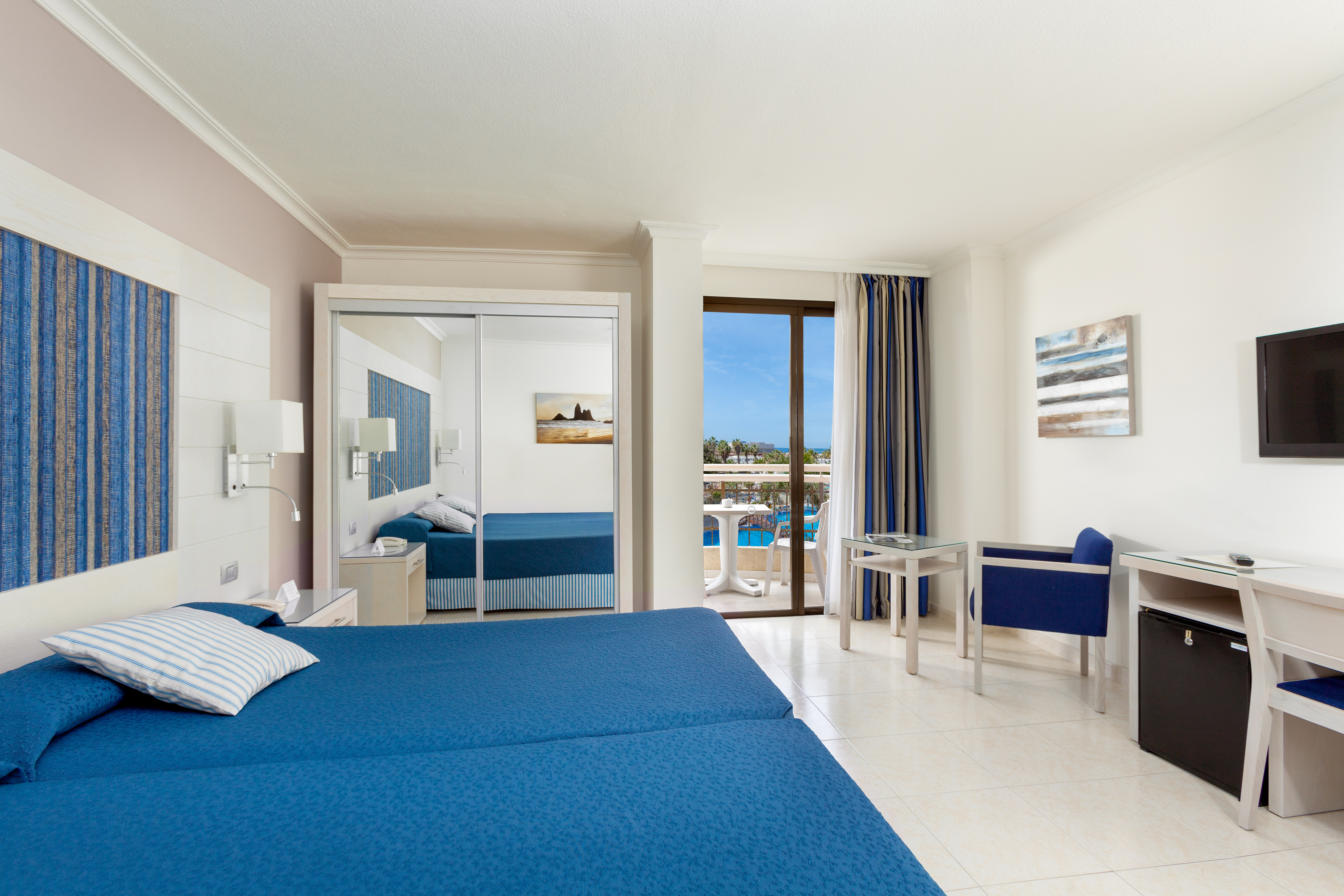 Tigotan Lovers and Friends Playa de las Americas - Adults Only 12/50