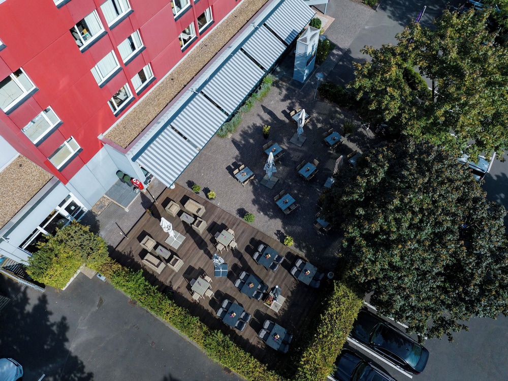 Mercure Hotel Koeln West 67/71