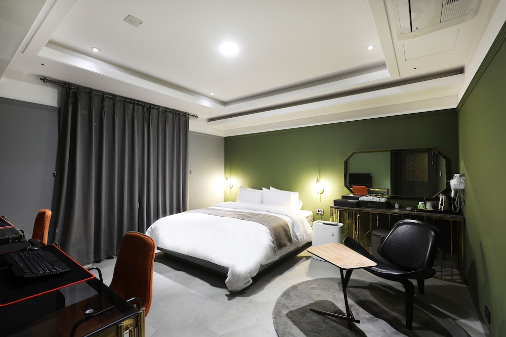 Tower Palace Tourist Hotel 16/50