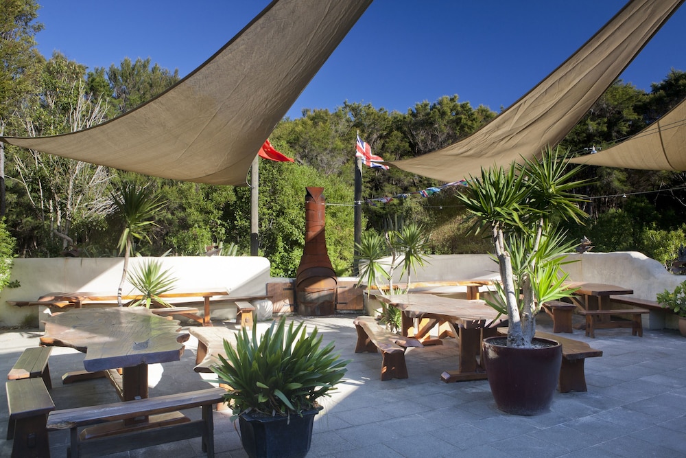 Awaroa Lodge 34/50