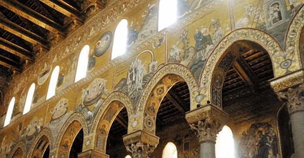 Palazzo Brunaccini 44/50