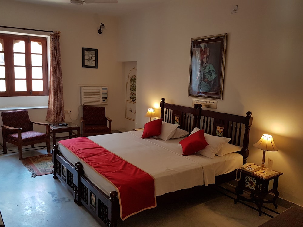 WelcomHeritage MANDIR PALACE 28/63