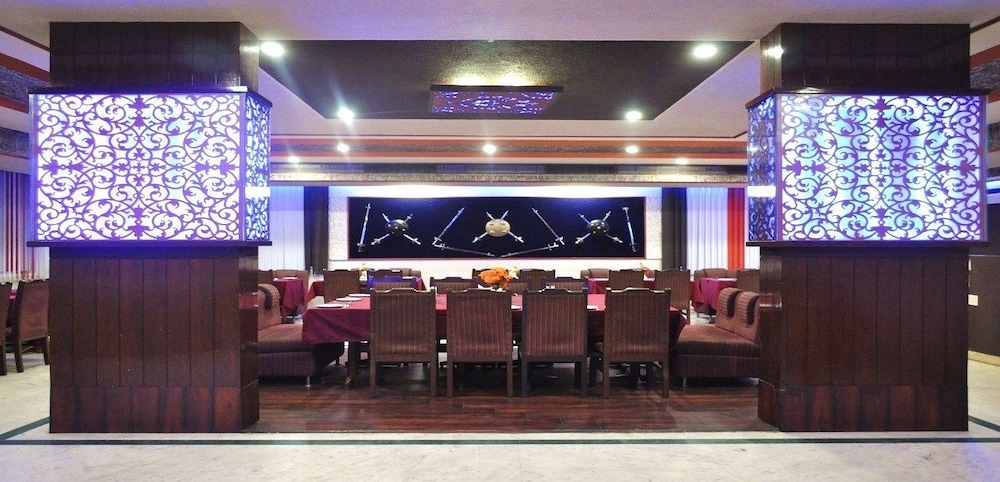 Hotel Plaza Inn 20/20