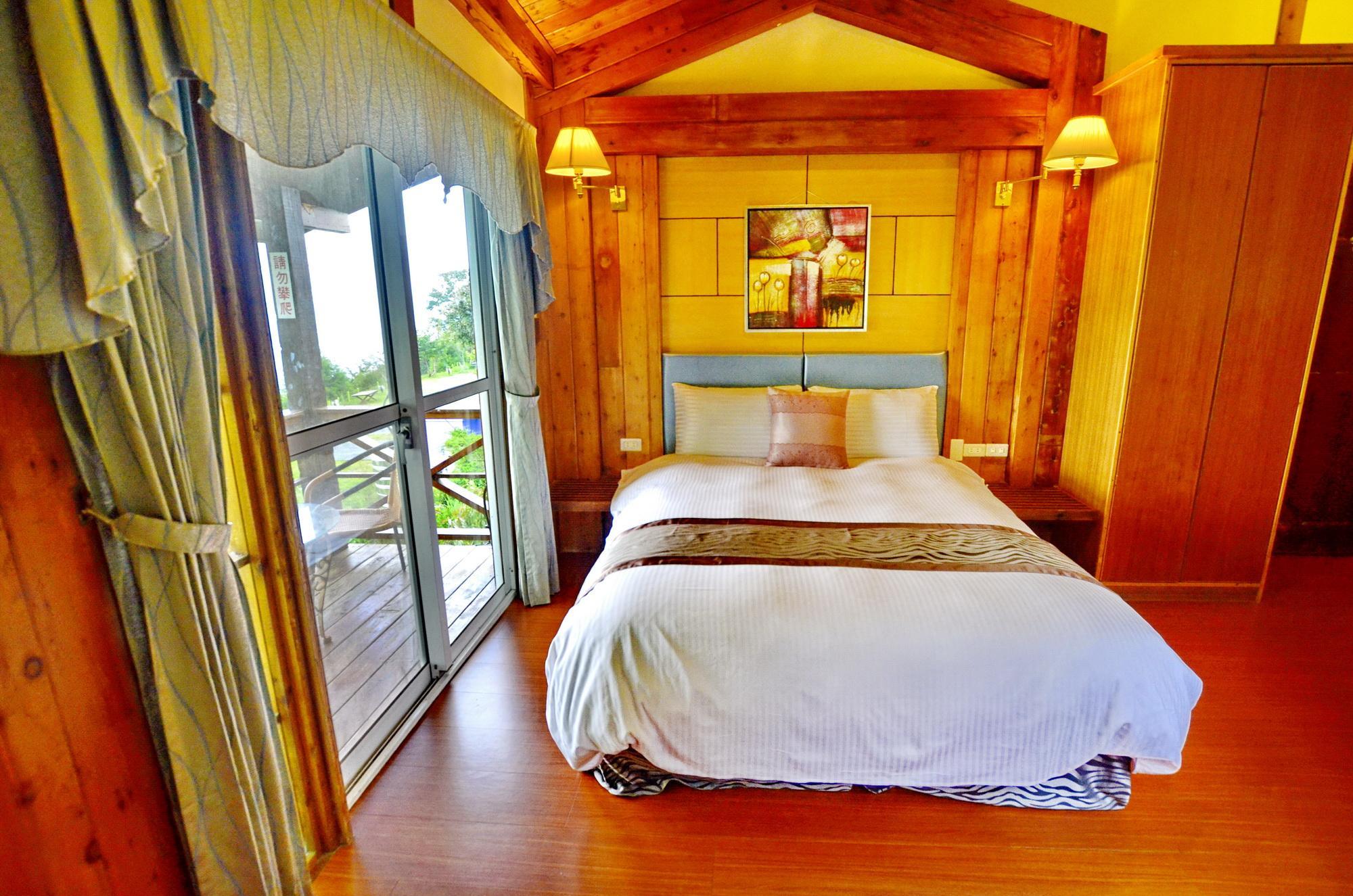 Shiyai Taoyuan B & B 3/30