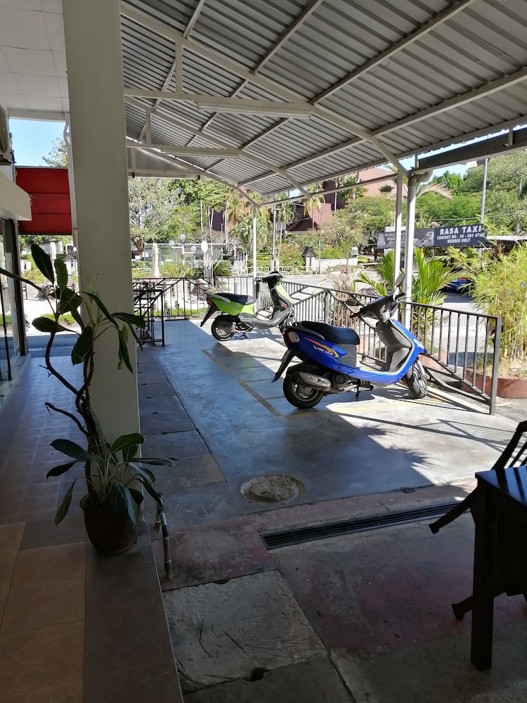 Rasa Motel 33/50