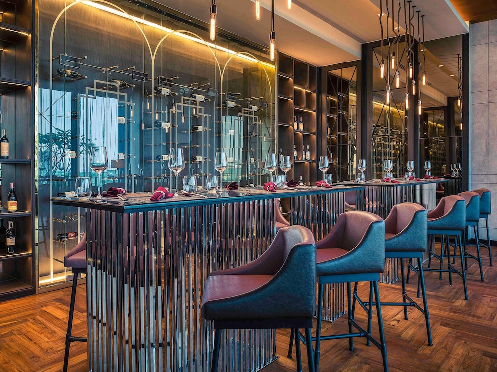 Mercure Bangkok Makkasan 51/79