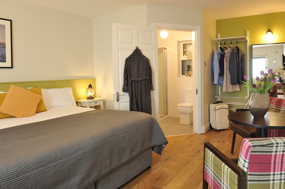 The Gateway Lodge Donegal 23/56