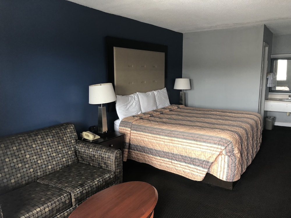 Scottish Inn 20/36