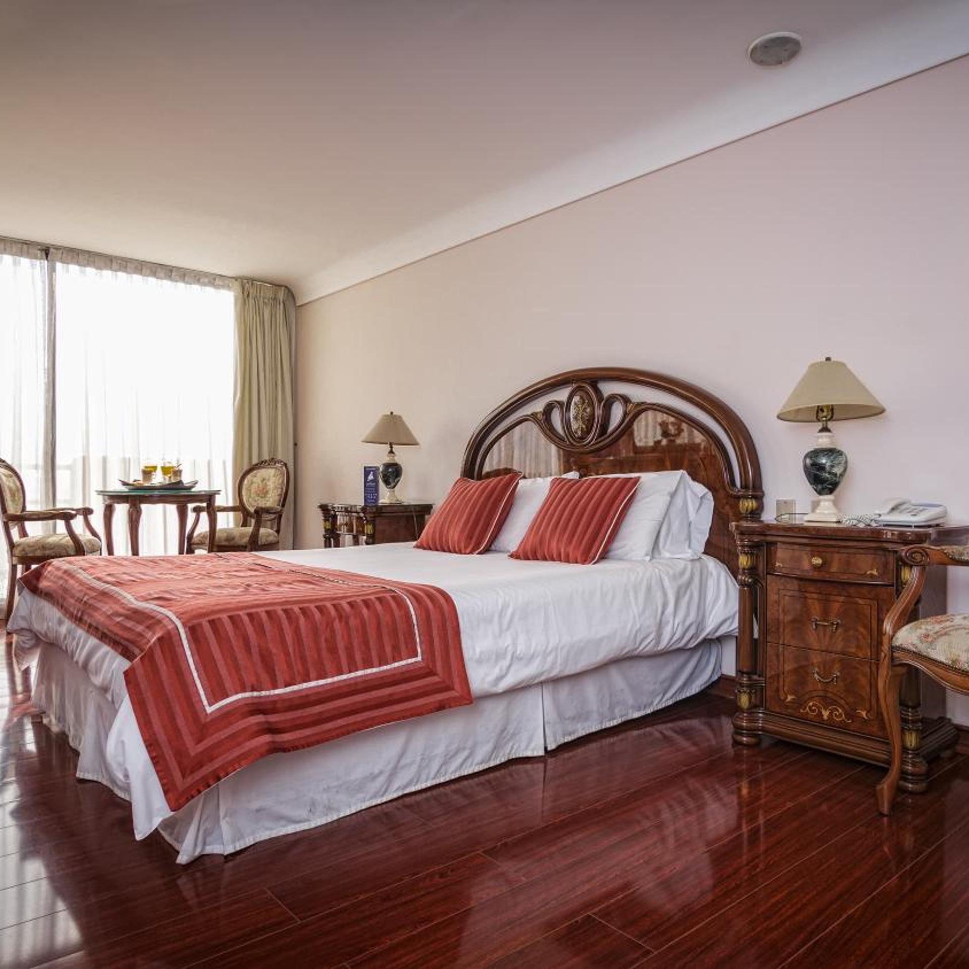 Hotel Montecarlo 19/50