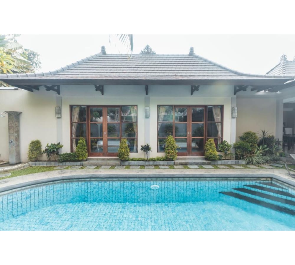 Dura Villas Bali 1/32