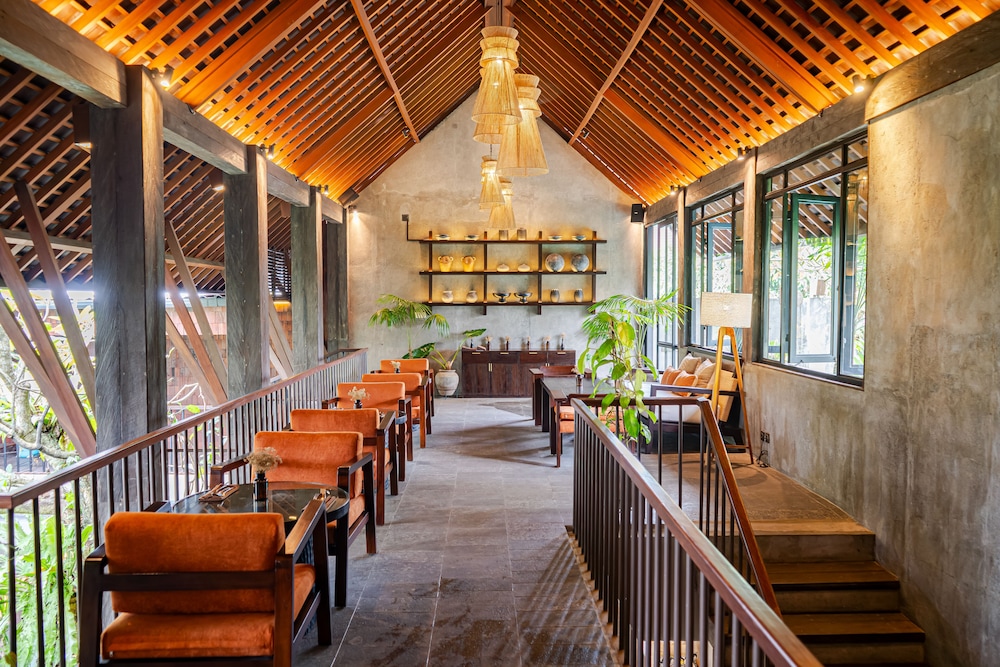 Purana Suite Ubud 30/50