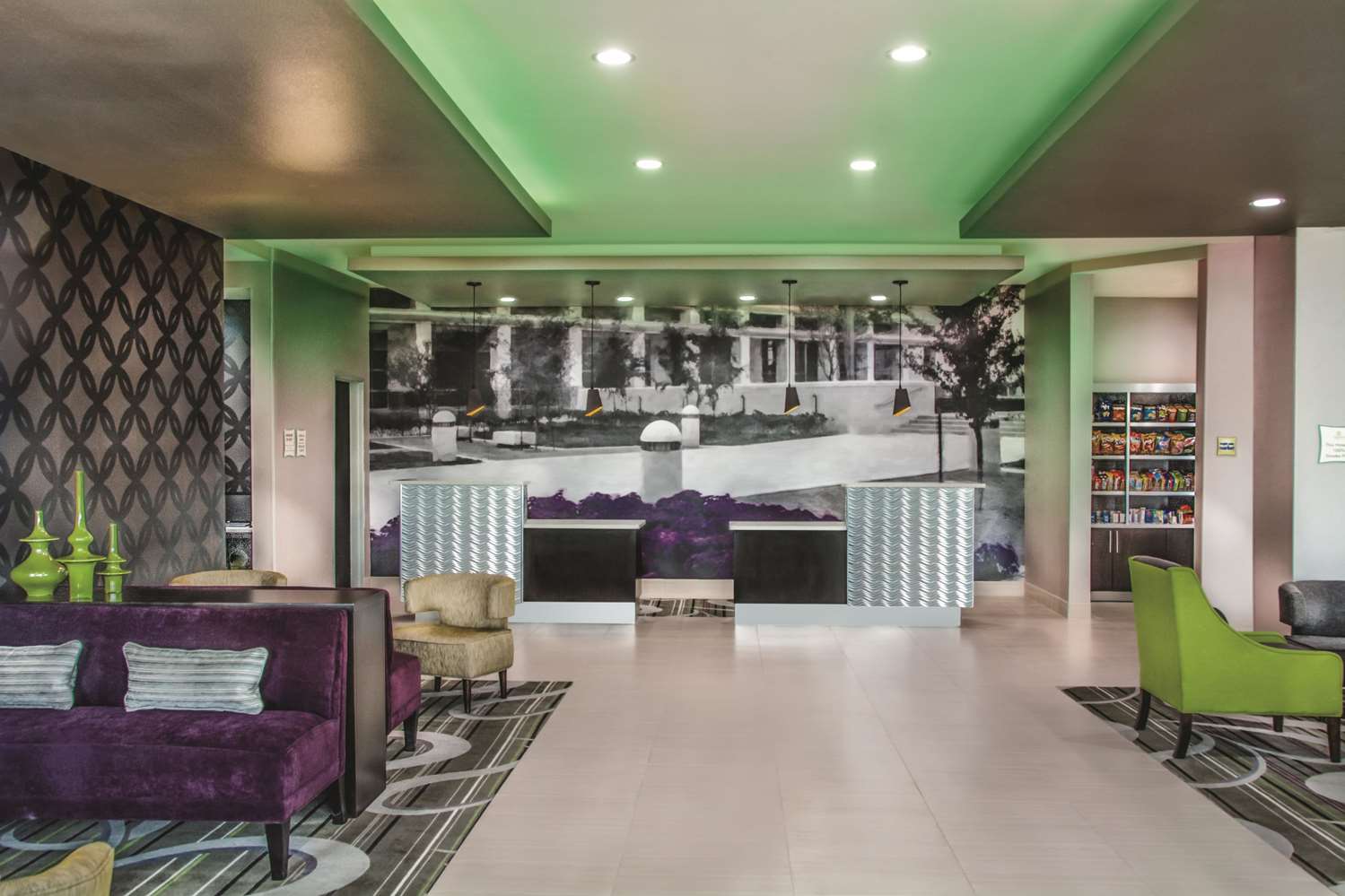 La Quinta Inn & Suites by Wyndham College Station South 38/64