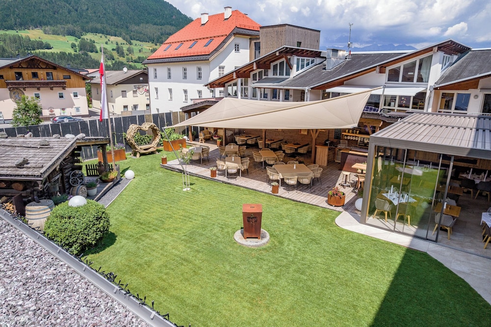 Alpenhotel Stolz 46/50