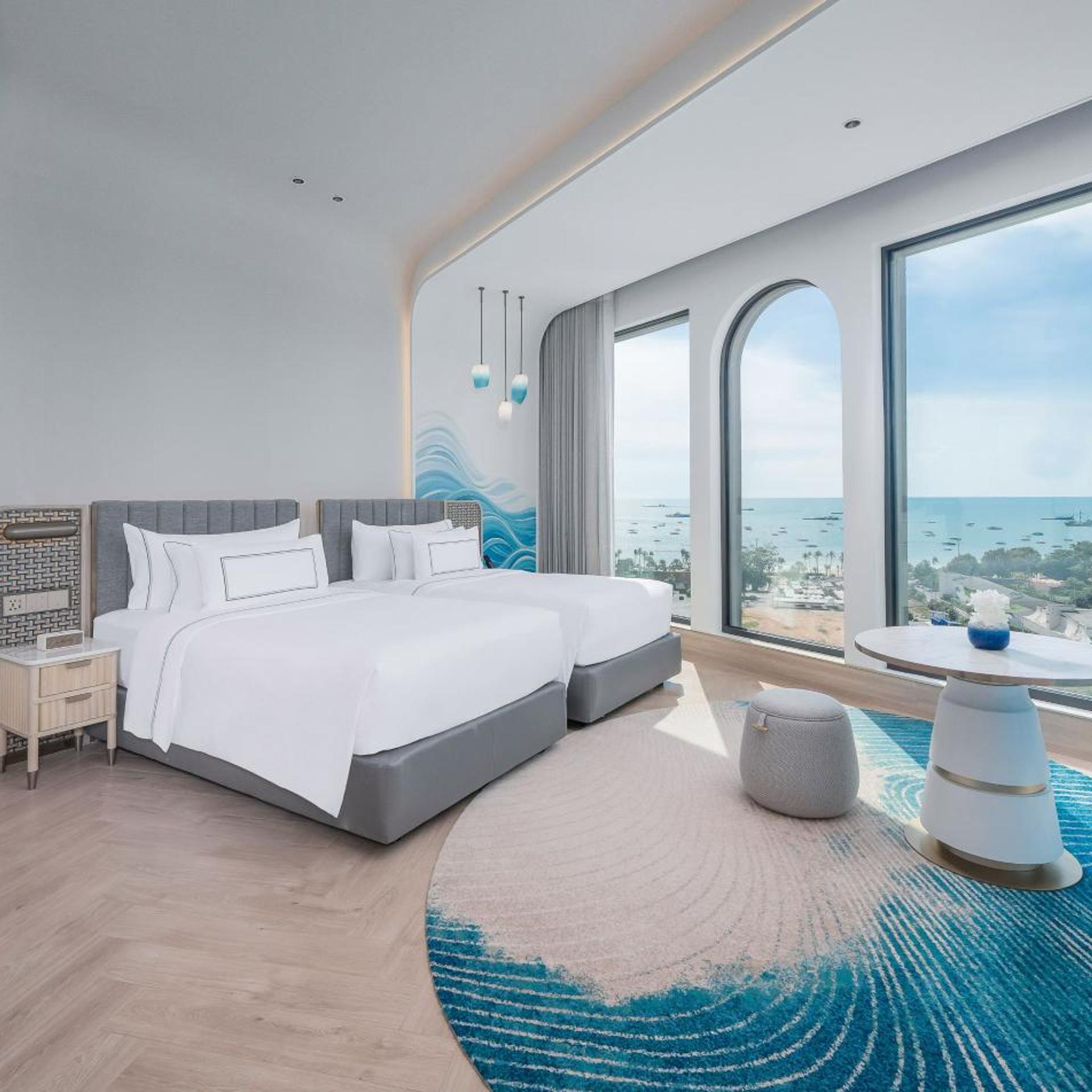 Presidential, the Level, Suite