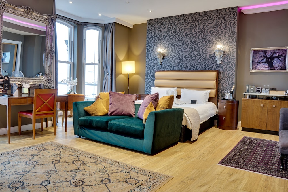 Halvard Hotel 31/50