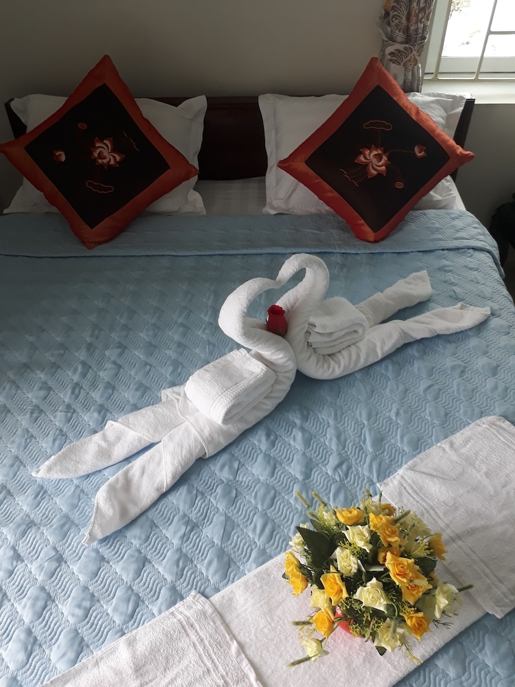 Tamcoc White Swan Hostel photo5