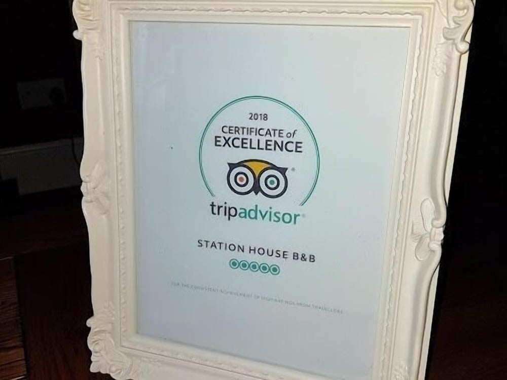 Station House 12/30