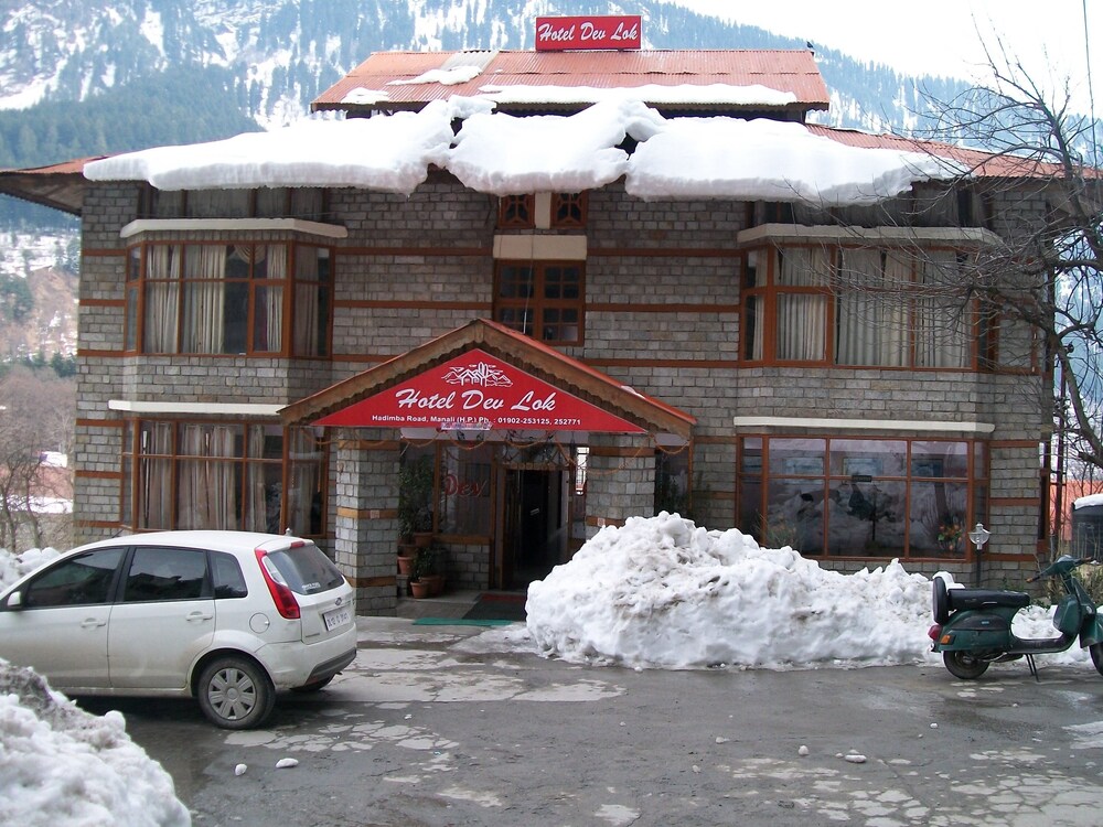 HOTEL DEVLOK 46/49