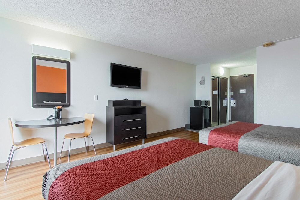 Motel6 Atlanta, GA - Atlanta Airport Virginia Ave 38/60