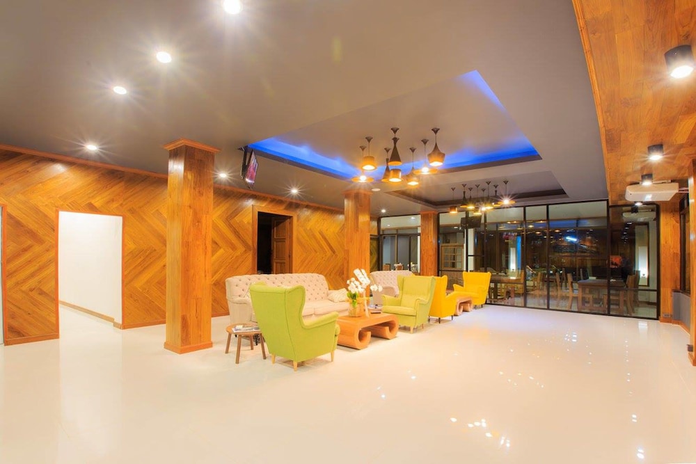 S48 Hotel 6/75