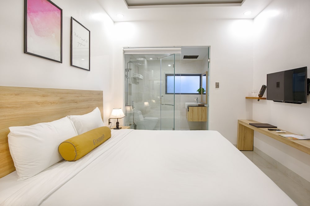 Continent Hotel Da Nang 7/22