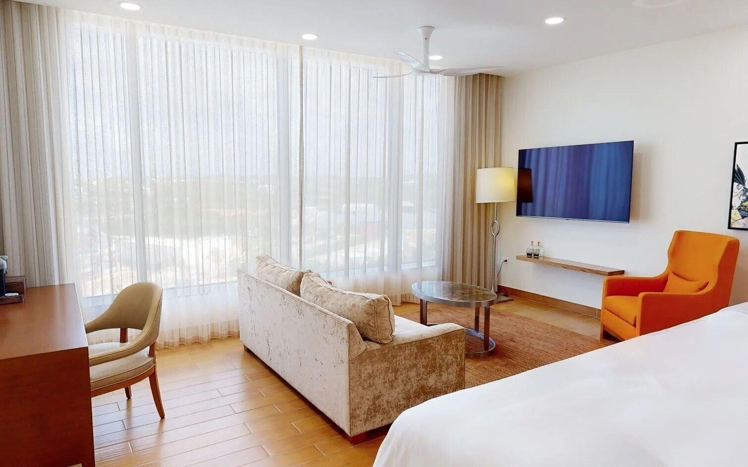 Tower, Deluxe, King Bed, Island View, Merry Wing