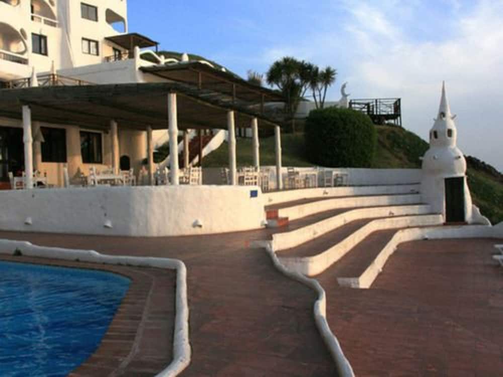 Club Hotel Casapueblo 65/68