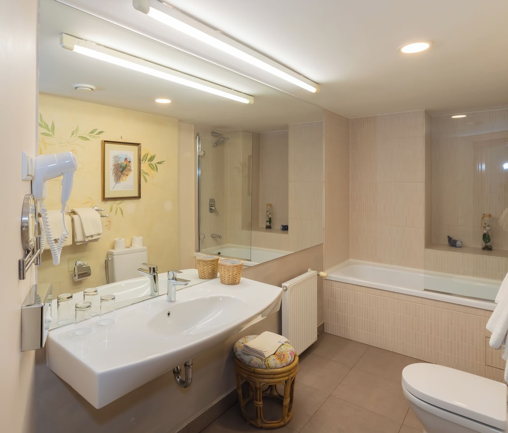 St Peters Boutique Hotel 48/49