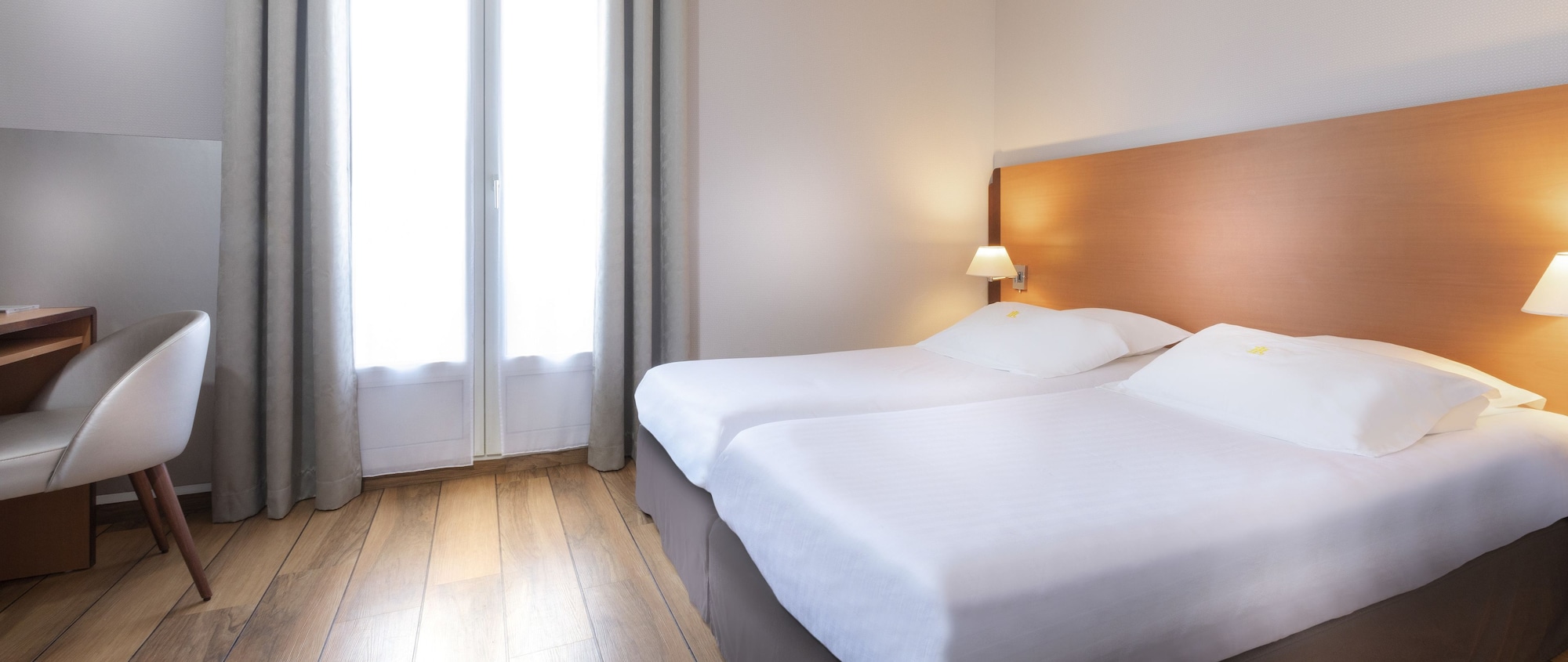 غرفة ثلاثية بثلاثة أسرّة، Hotel Du Lion 2/4
