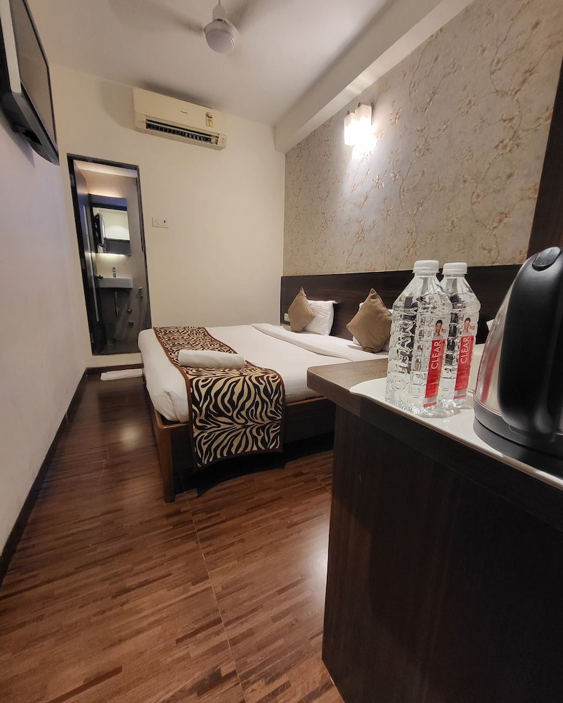 STANDARD, SINGLE BED, GROUND FLOOR