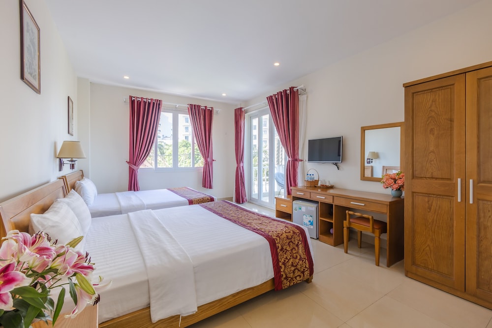 T&T Resort 39/84
