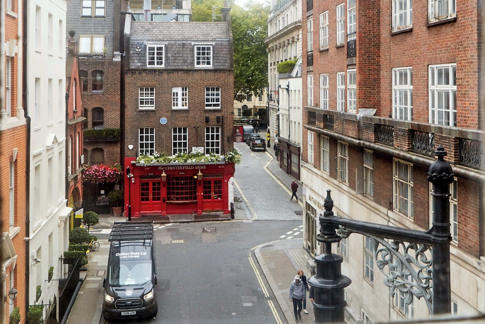 9 Hertford Street Apartments 42/49