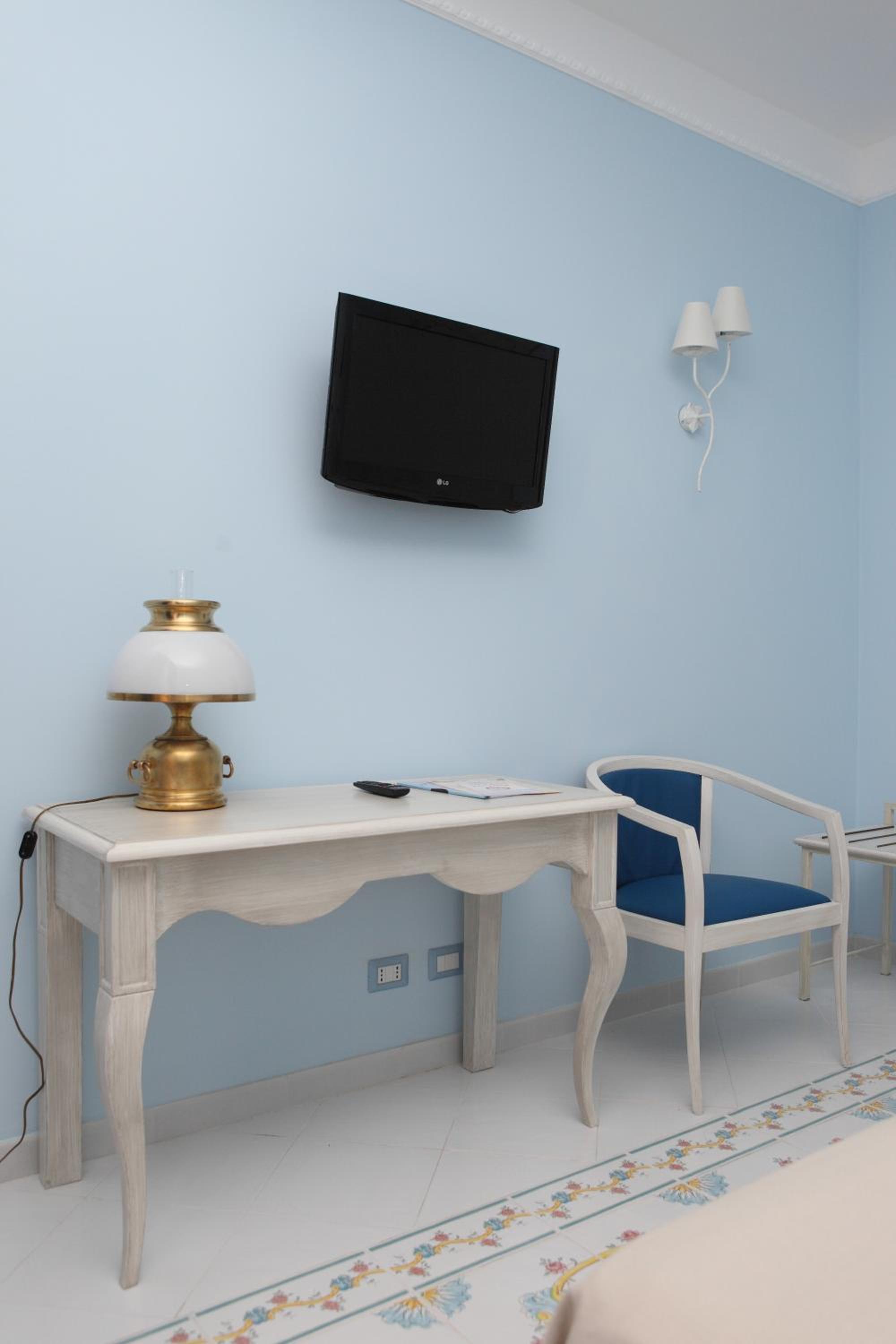 Hotel Residence Mendolita 42/50
