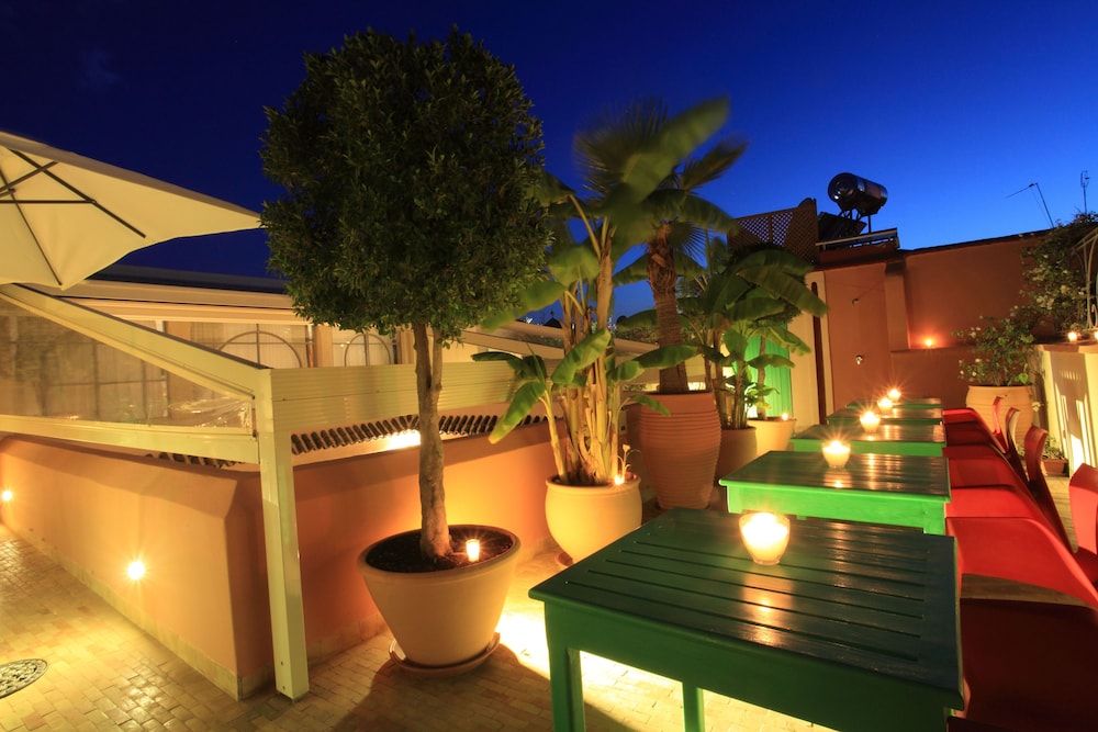 Riad Infinity Sea 69/74