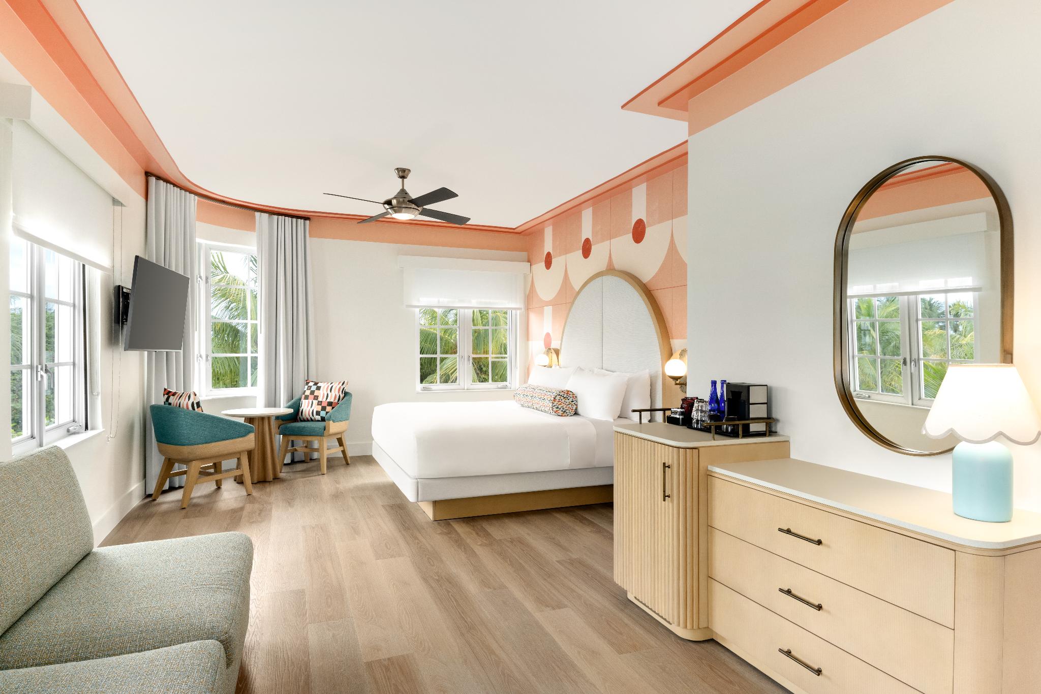 Waldorf, Suite, Accessible
