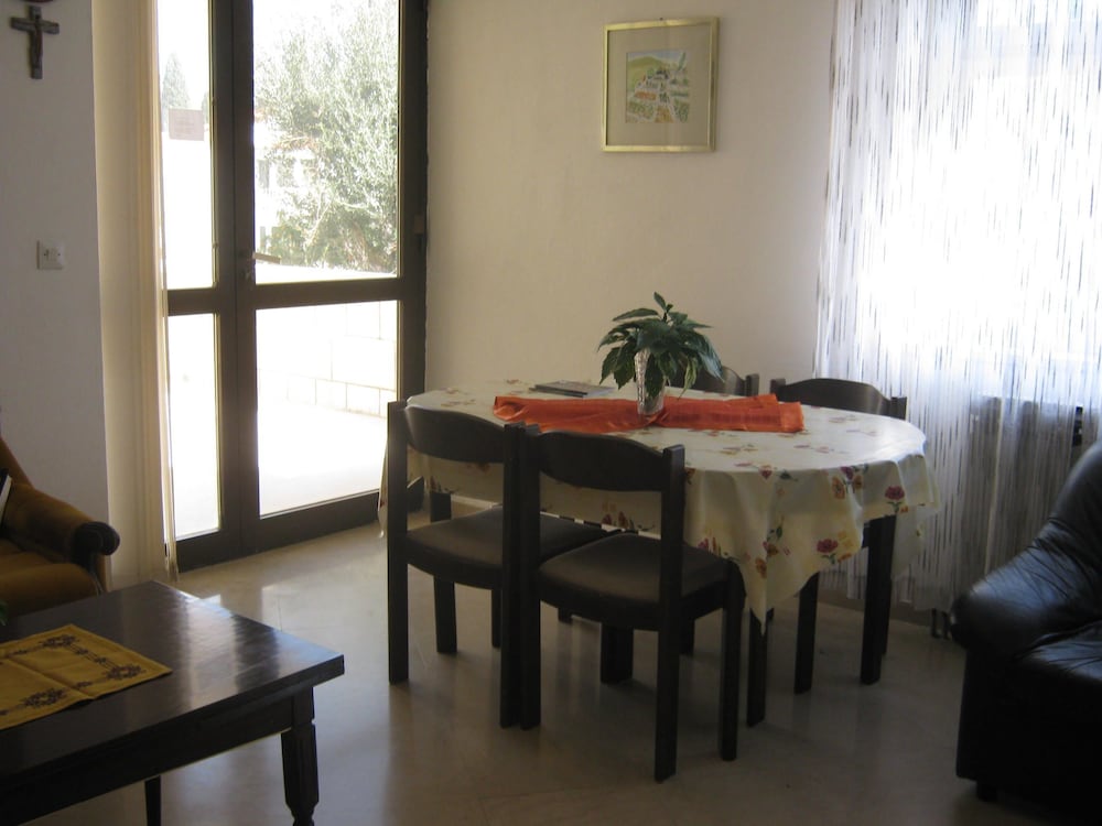 HOTEL APARTMENTS IVICA 29/50